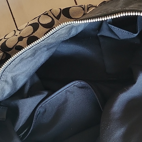 Coach purse - Picture 3 of 5